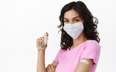 Vitamin B12 Injections: The Celebrity Secret to All-Day Energy