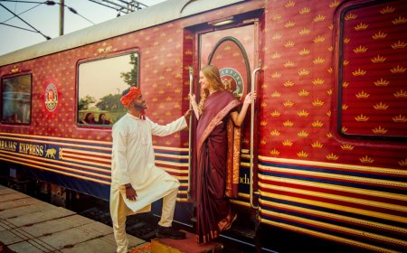 India Train Tours Packages: Deccan's Opulent Rail Experience