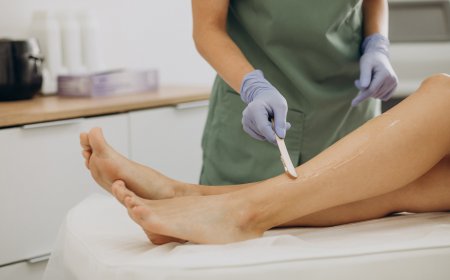Get Smooth Skin with Expert Home Waxing in Lahore